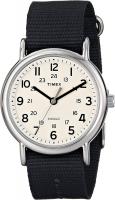 Timex Unisex T2P4679J Weekender Watch with Black Nylon Band